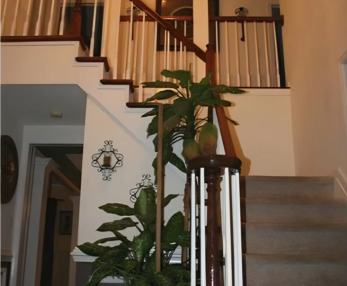 5 bed, 3.5 bath, 3200 sqft, $3,100 — Photo 3