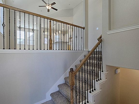 5th image of 18503 Triana Bend Ln