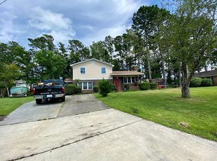 105 Mamie Ct, Wilmington, NC 28409