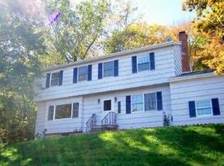 35 Fairmount Dr, Danbury, CT 06811