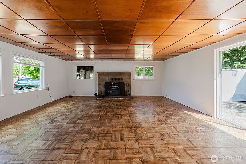4th image of 4564 SE Horstman Road