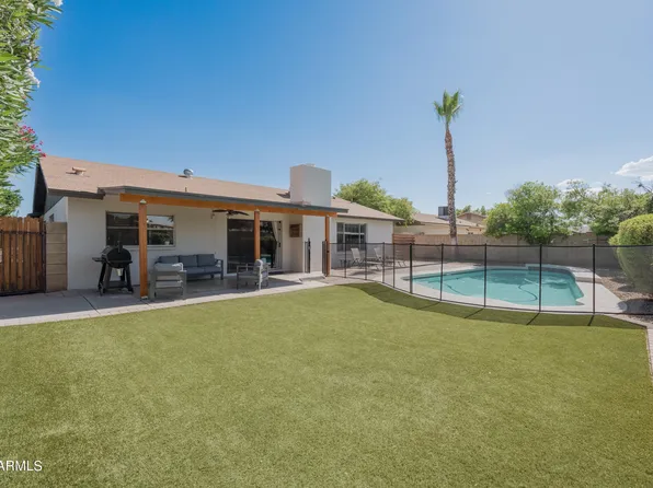 2220 W PALOMINO Drive, Chandler, AZ 85224