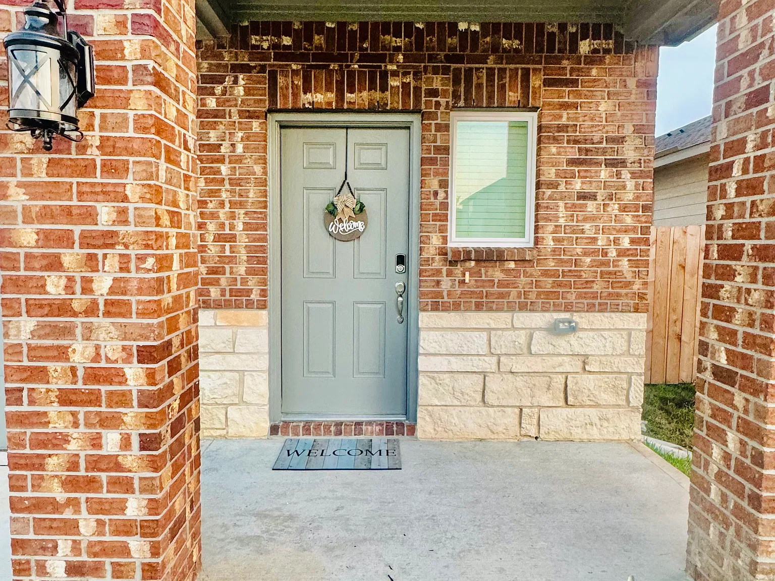 4 bed, 2.5 bath, 2610 sqft, $3,500 — Photo 3