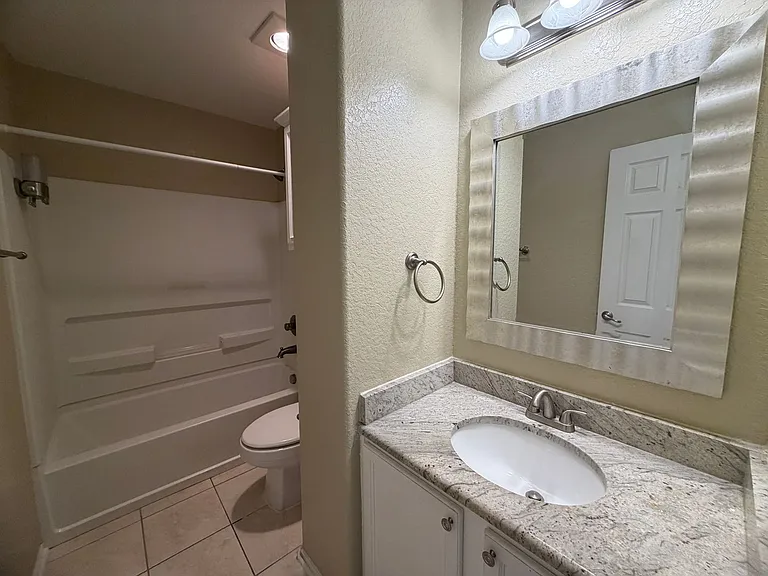 13104 Brook Arbor — Photo 33