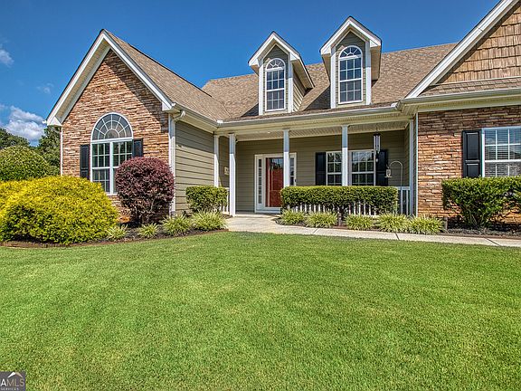 5th image of 118 Willow Bend Cir