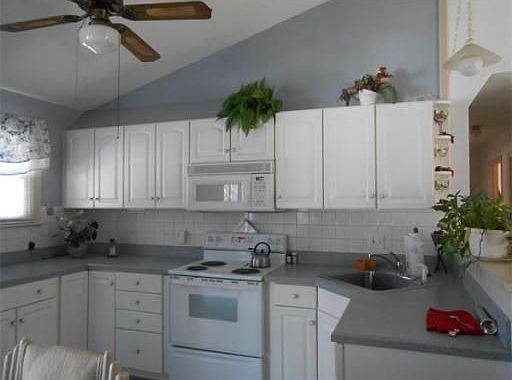2nd image of 232 Fairwood Dr