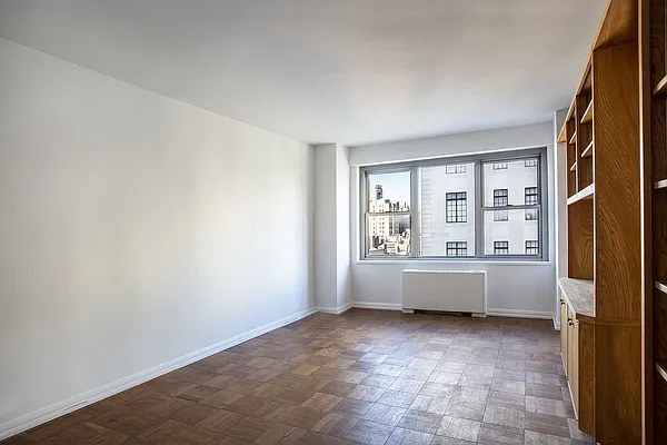 Sold by Compass | media 14