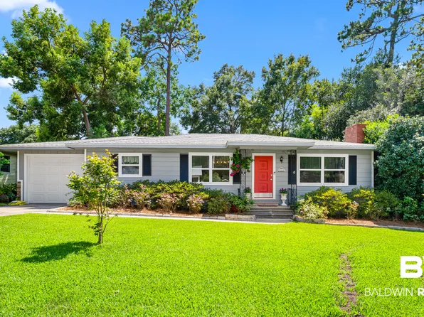212 Pinecrest Ln, Fairhope, AL 36532