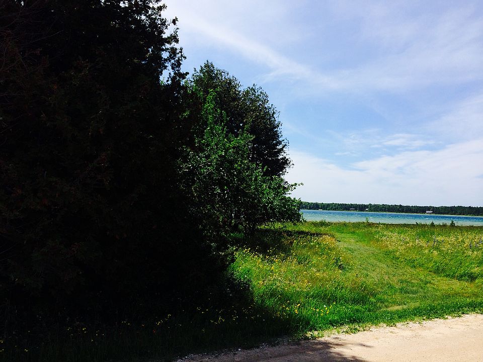 2nd image of Gull Harbor Dr