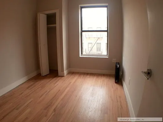 Rented by Sovereign Associates | media 16