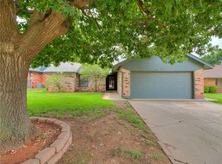 312 Choctaw Pl, Yukon, OK 73099
