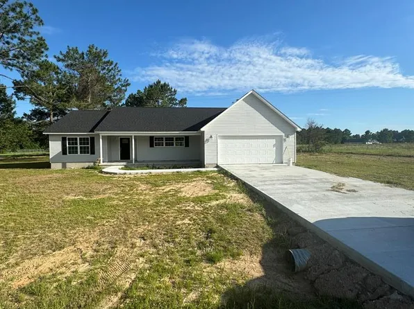 1676 Logan Dr, Douglas, GA 31535