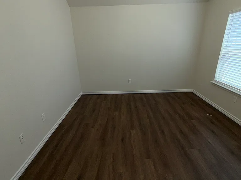1022 Canyon Rdg — Photo 2