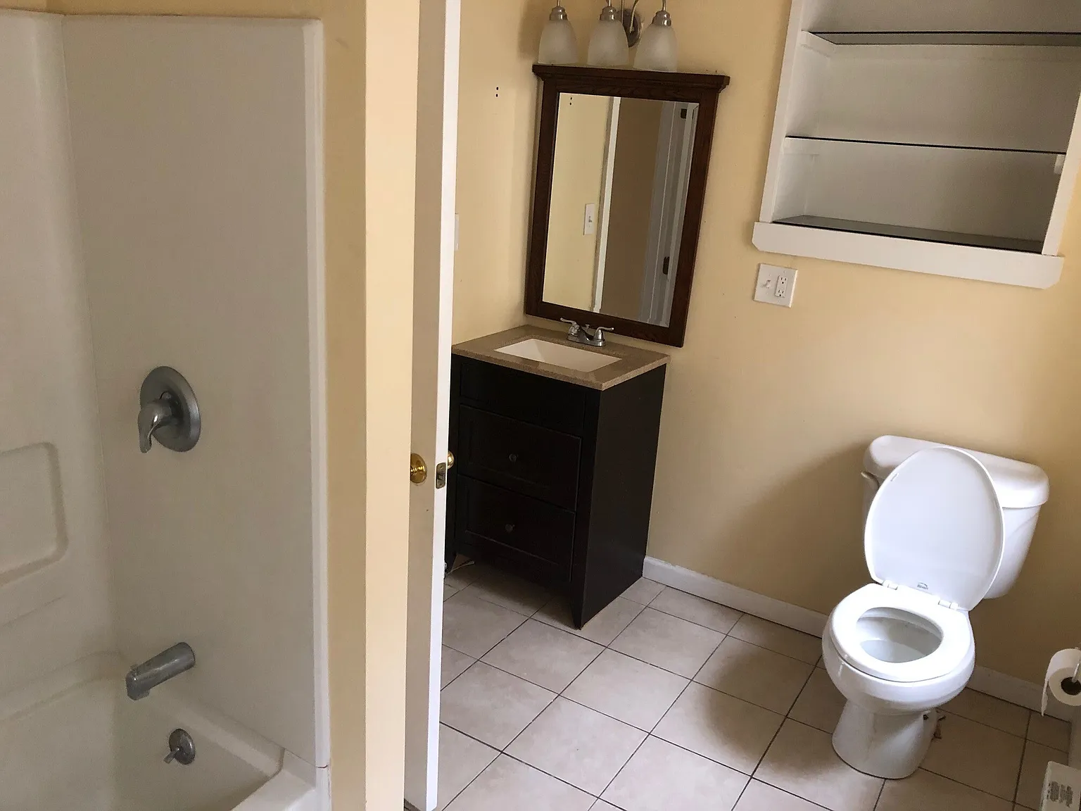7 Woodmont Road - 1 — Photo 2