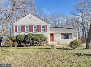 12107 Park Shore Ct, Woodbridge, VA 22192