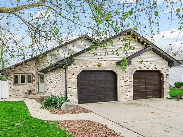 1404 Strawberry Hill Dr, Lockport, IL 60441