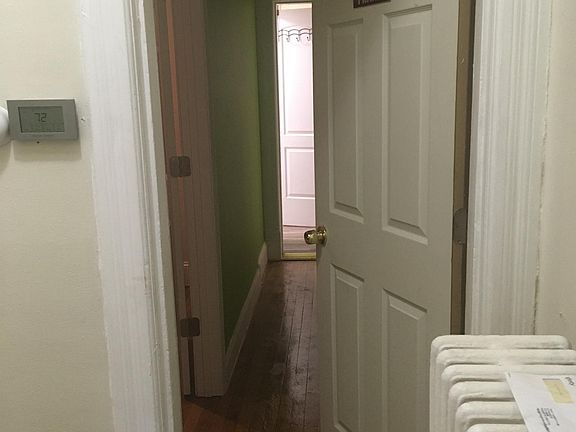 2nd image of 1523 King St #1