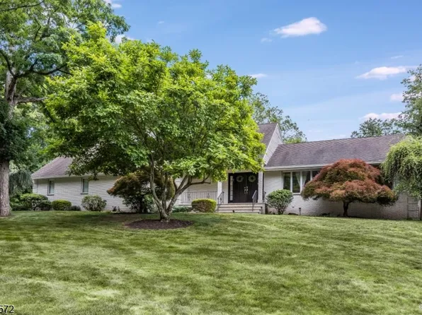 97 Poplar Dr, Hanover Twp., NJ 07927