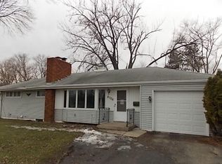 8706 Park Ave S, Bloomington, MN 55420