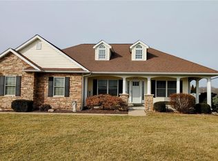 1195 Stono Mountain Dr, Farmington, MO 63640