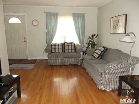3rd image of 31 Grohmans Ln