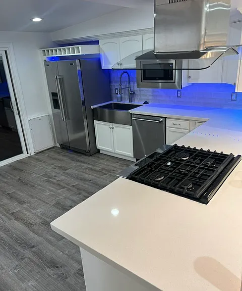 4238 N 45th Pl — Photo 13