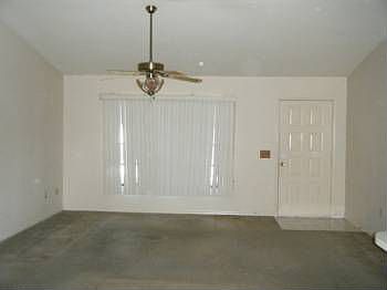 2nd image of 322 NE 18th Pl