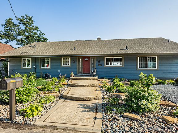 3rd image of 4984 210th St N