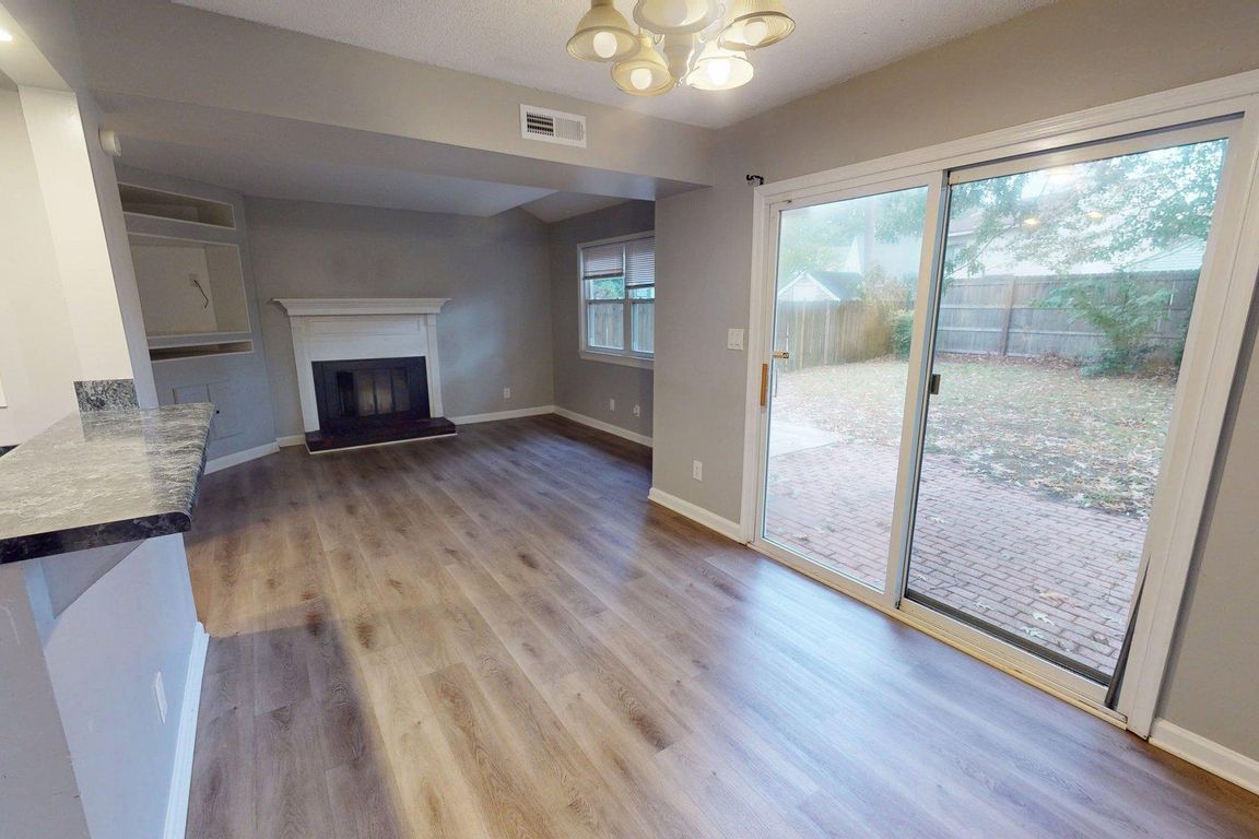 next background image