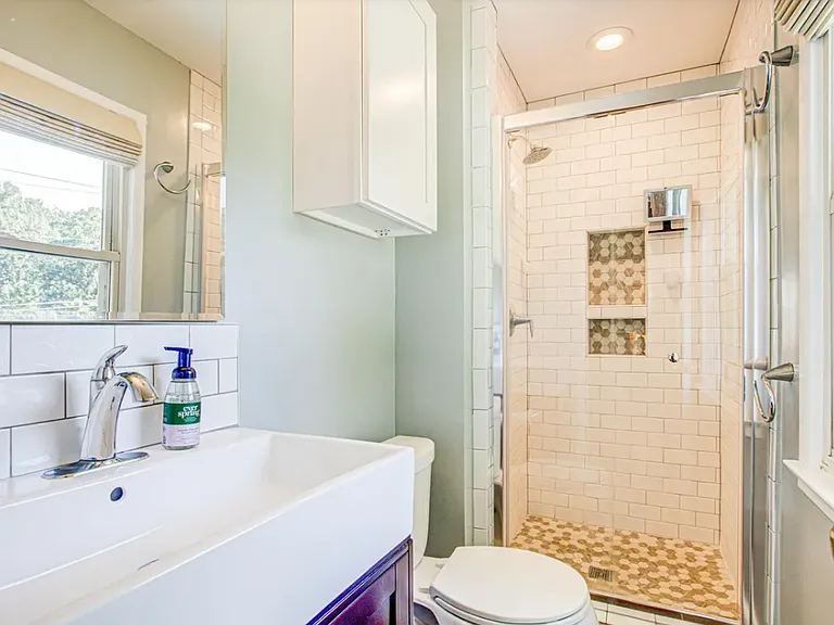 7811 Greeley Blvd — Photo 14