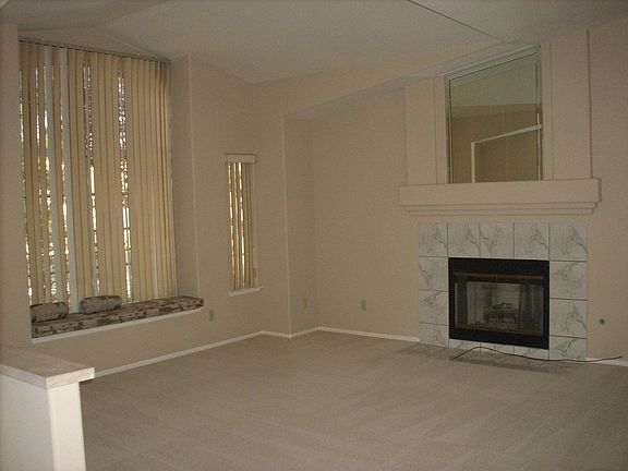 Living Rm