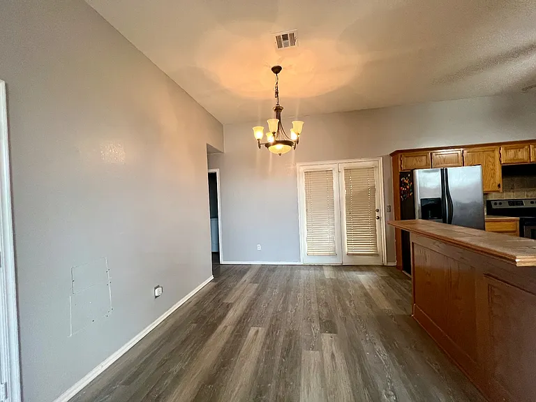 4813 SE 87th Ter — Photo 2