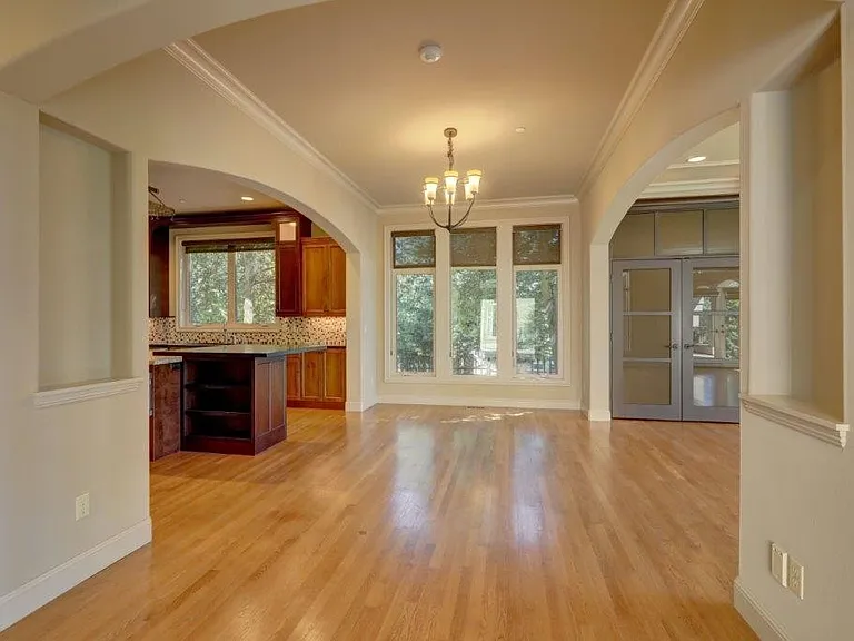 10925 SE Lake Rd — Photo 8