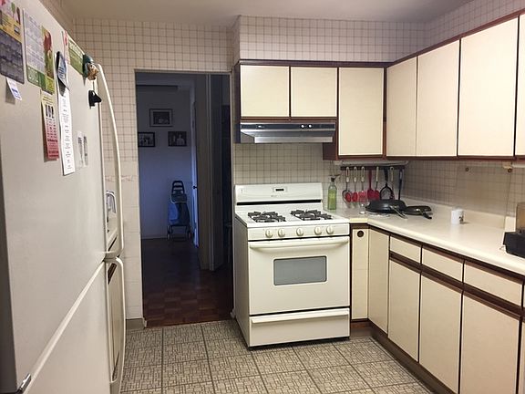 4th image of 8820 Western Ave #208-H