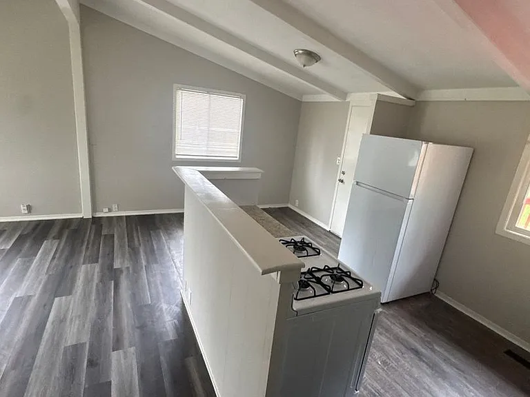 6904 NW 78th St — Photo 18
