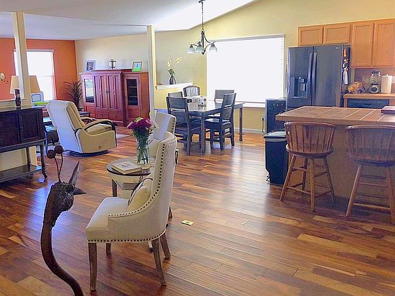 3rd image of 1331 White Bluffs Cir