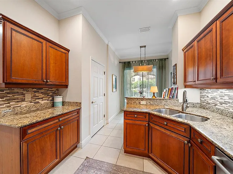 8406 Miramar Way #8406 — Photo 18