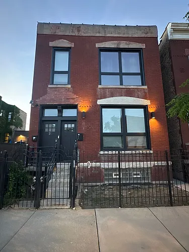 2708 W Maypole Ave Photo 1