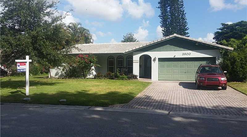 1st image of 3900 NW 108th Dr