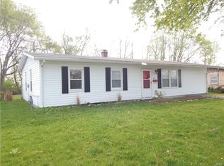 850 Cliffside Dr, New Carlisle, OH 45344