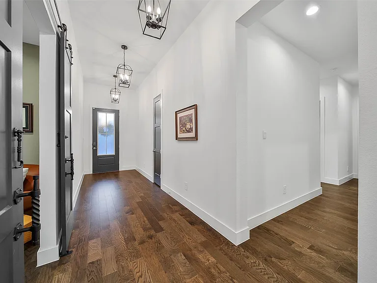 1015 Oak Briar Ln — Photo 8