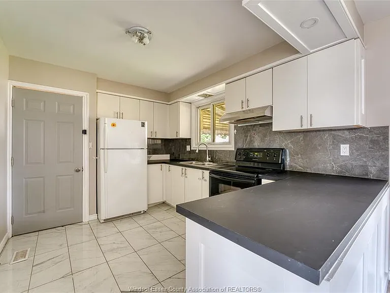 1243 Westcott Rd — Photo 12