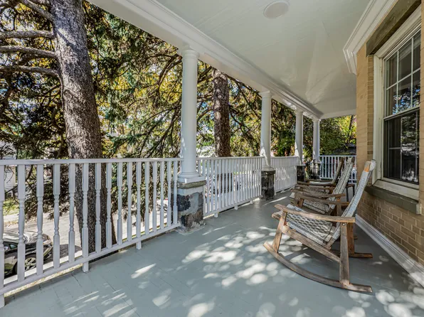 32-15 Murray Lane image 3 of 28