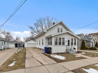 1020 W Winnebago St, Appleton, WI 54914