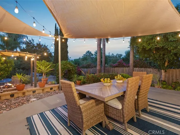 1654 Palomino Ln, Escondido, CA 92025