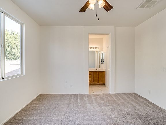 4th image of 10066 Canyon Dunes Ave