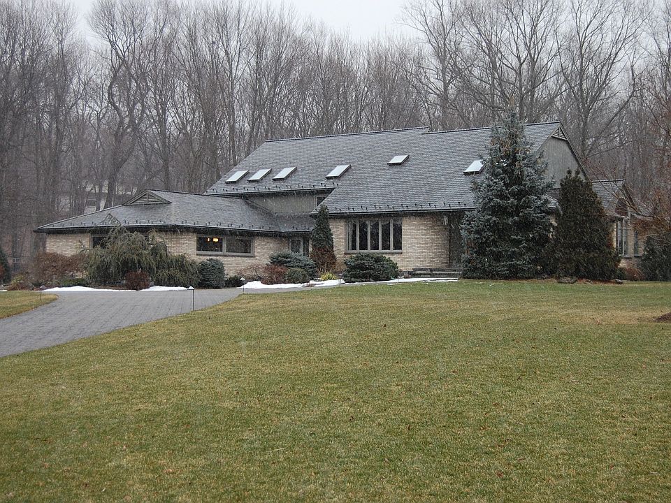 Front of house 1