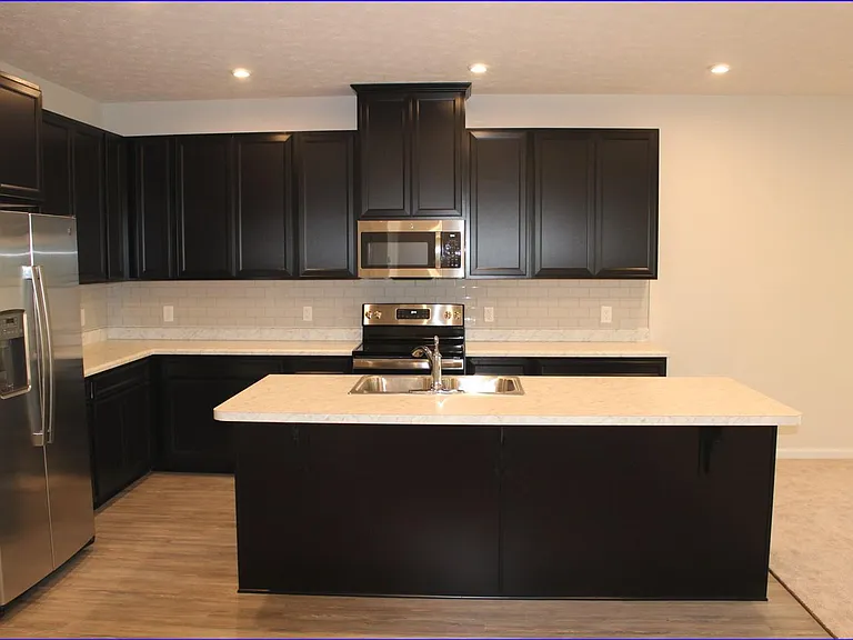1108 Meadow Run — Photo 4