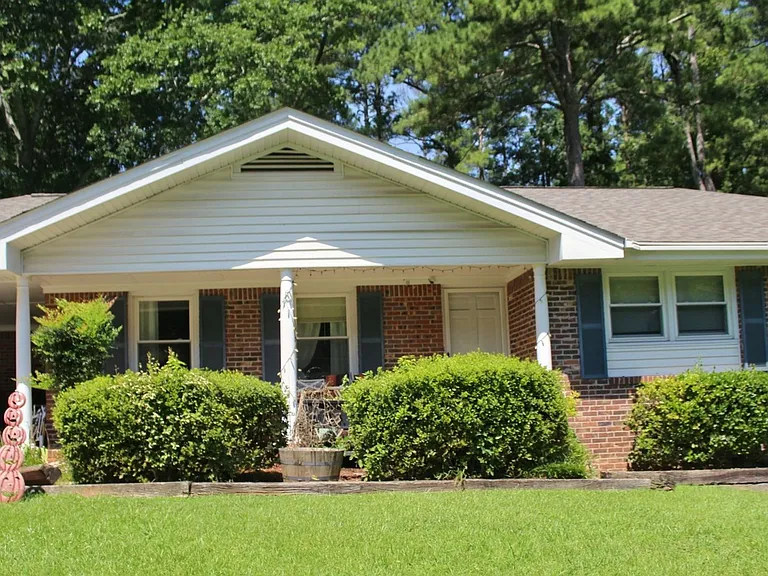 1876 Cameo Ct — Photo 3