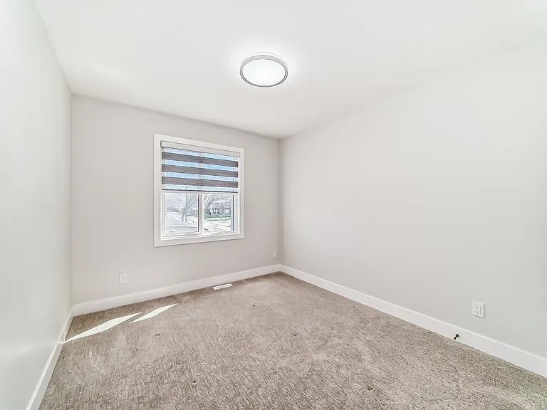 12903 123a St NW — Photo 35